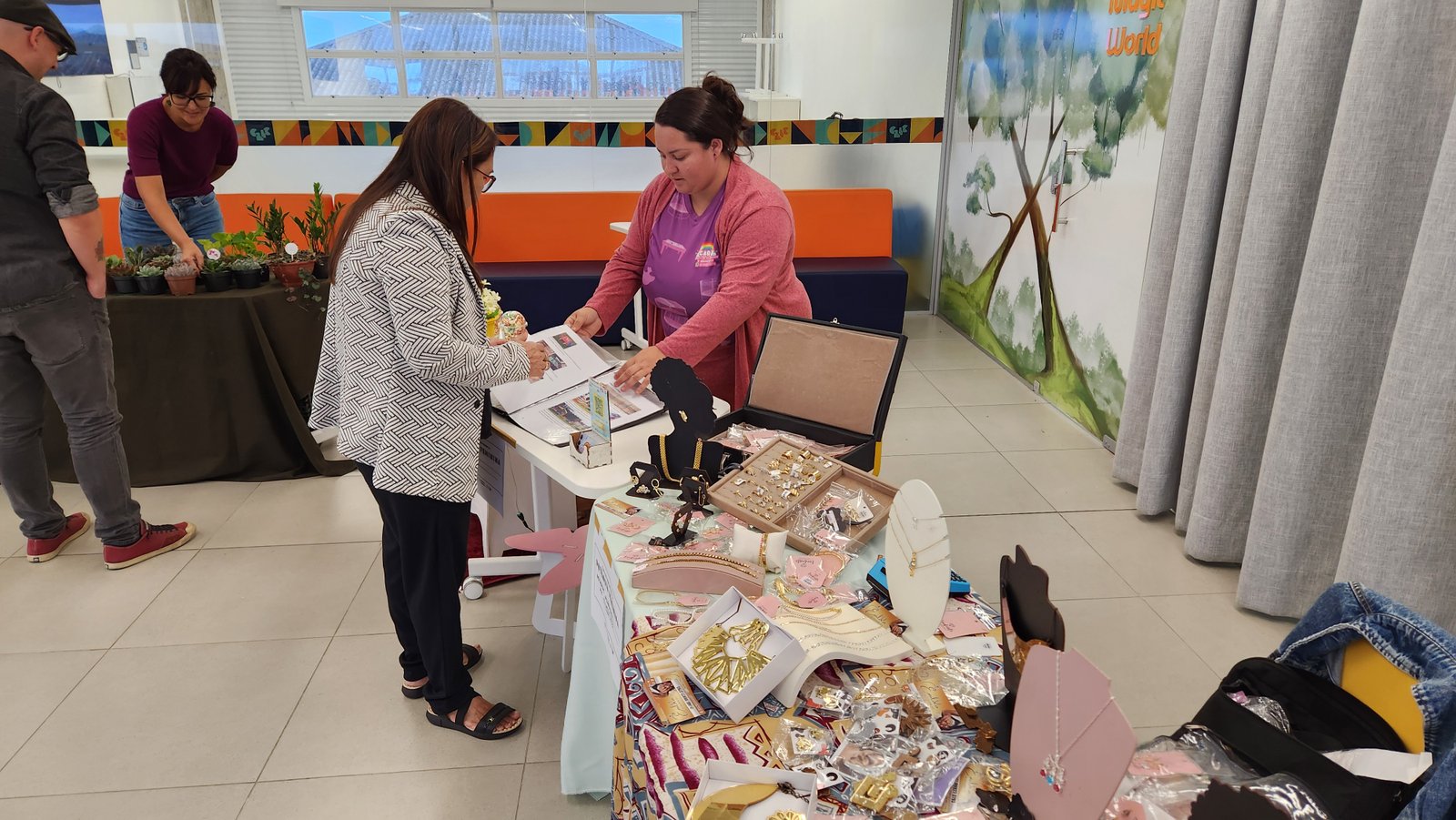 Bairro da Juventude realiza 2ª Feira de Empreendedoras