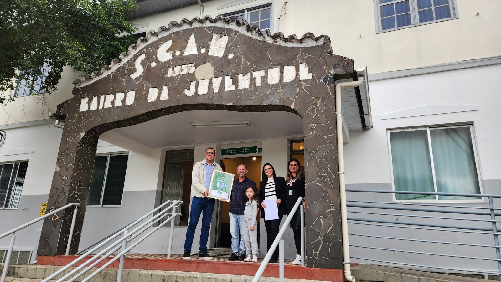 FG Dedetizadora recebe o Selo Amigos do Bairro da Juventude  