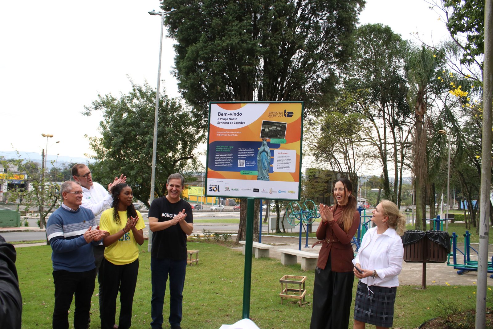 Pra&ccedil;a Nossa Senhora de Lourdes &eacute; reinaugurada em Crici&uacute;ma