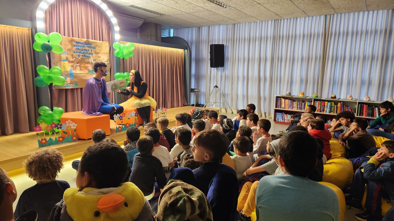 Bairro da Juventude realiza contação de história sobre o Maio Laranja