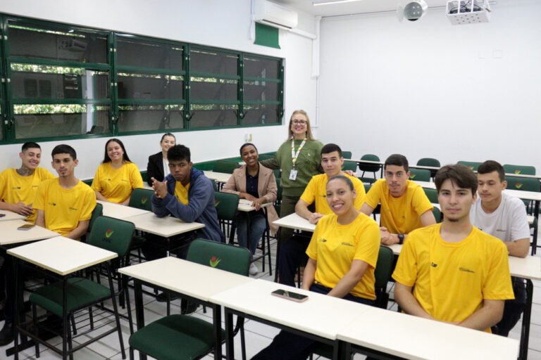Projeto Gerar realiza visita de estudos na Unesc